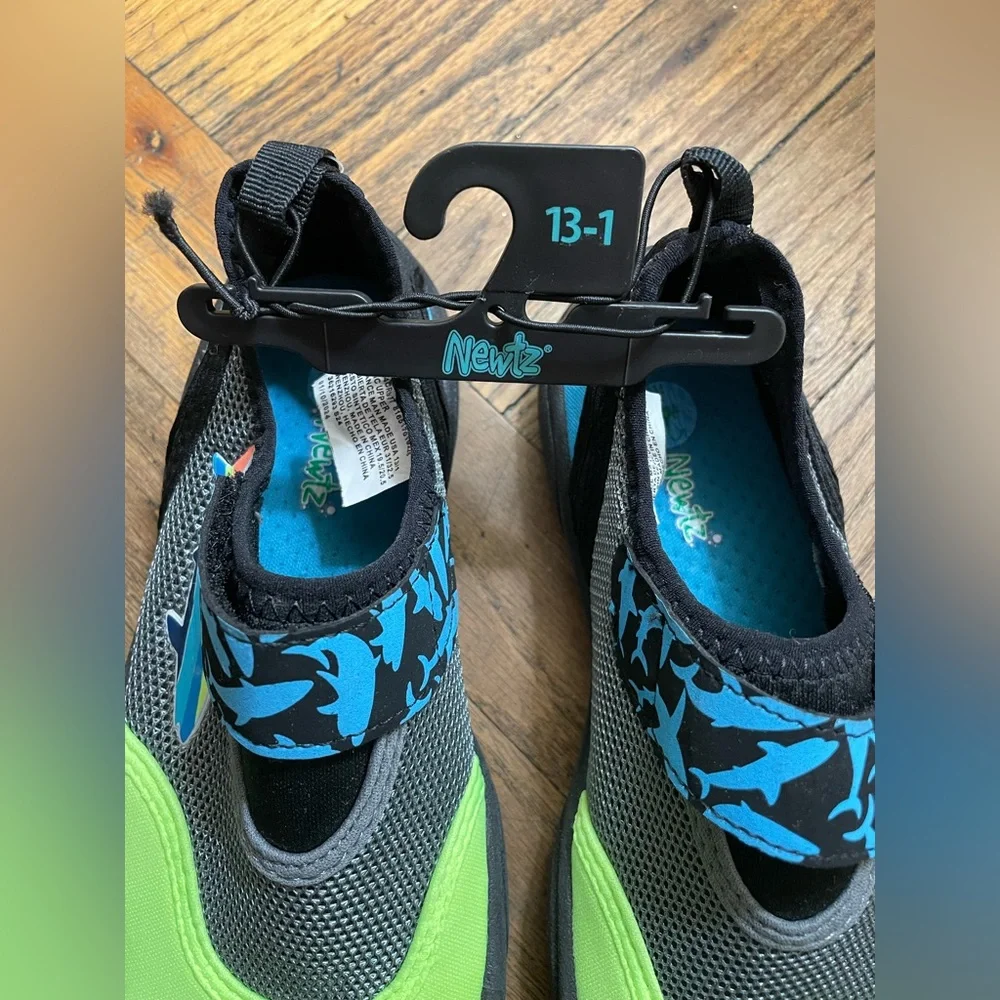NWOT Newtz Boys Aqua Shark Shoes size 13-1